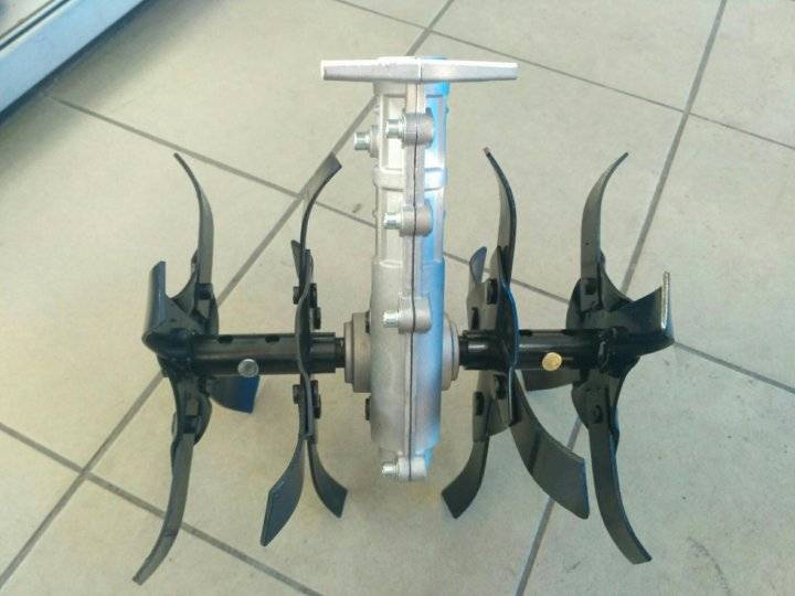 Прополка картошки триммером: быстрый способ избавиться от сорняков