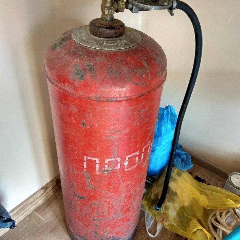 Правила заправки бытовых газовых баллонов на агзс: можно ли заправлять и как это сделать?